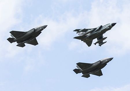 Second F-35 Lightning Stealth Fighter Squadron Join the Front Line