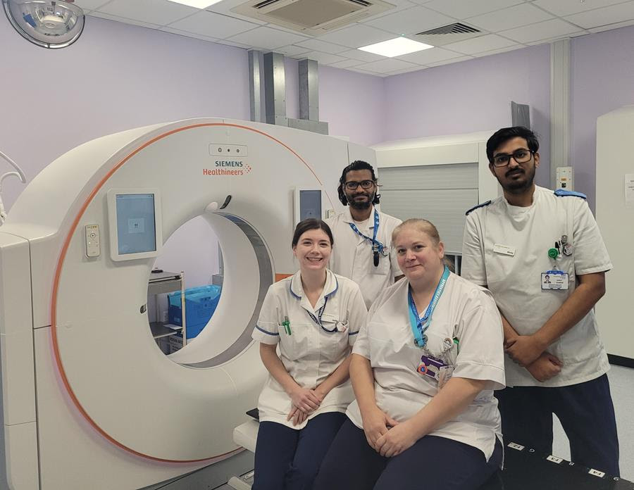 Portsmouth Radiography team win Regional Team of the Year Award