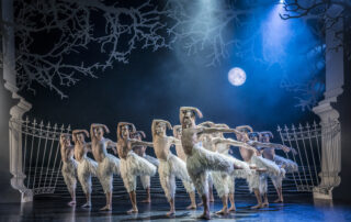 MATTHEW BOURNE’S SWAN LAKE