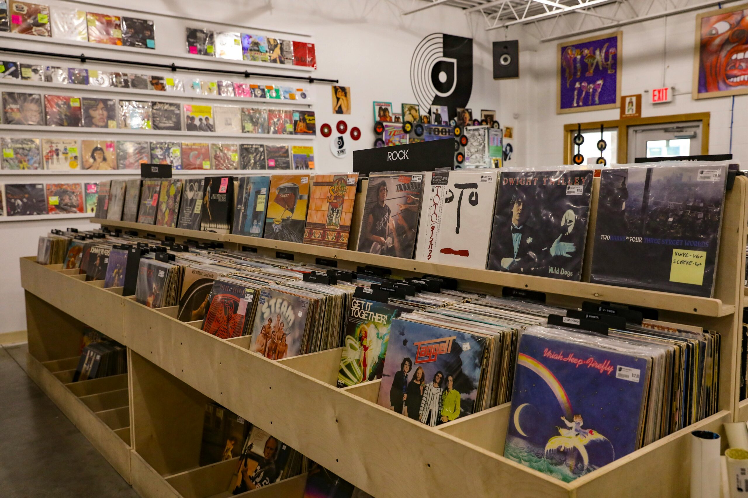 20 of the Best Small Independent Record Labels in the UK
